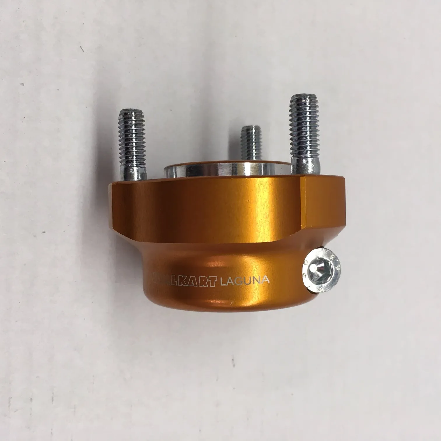 30 x 40 Rear Hub - Laguna CadetV