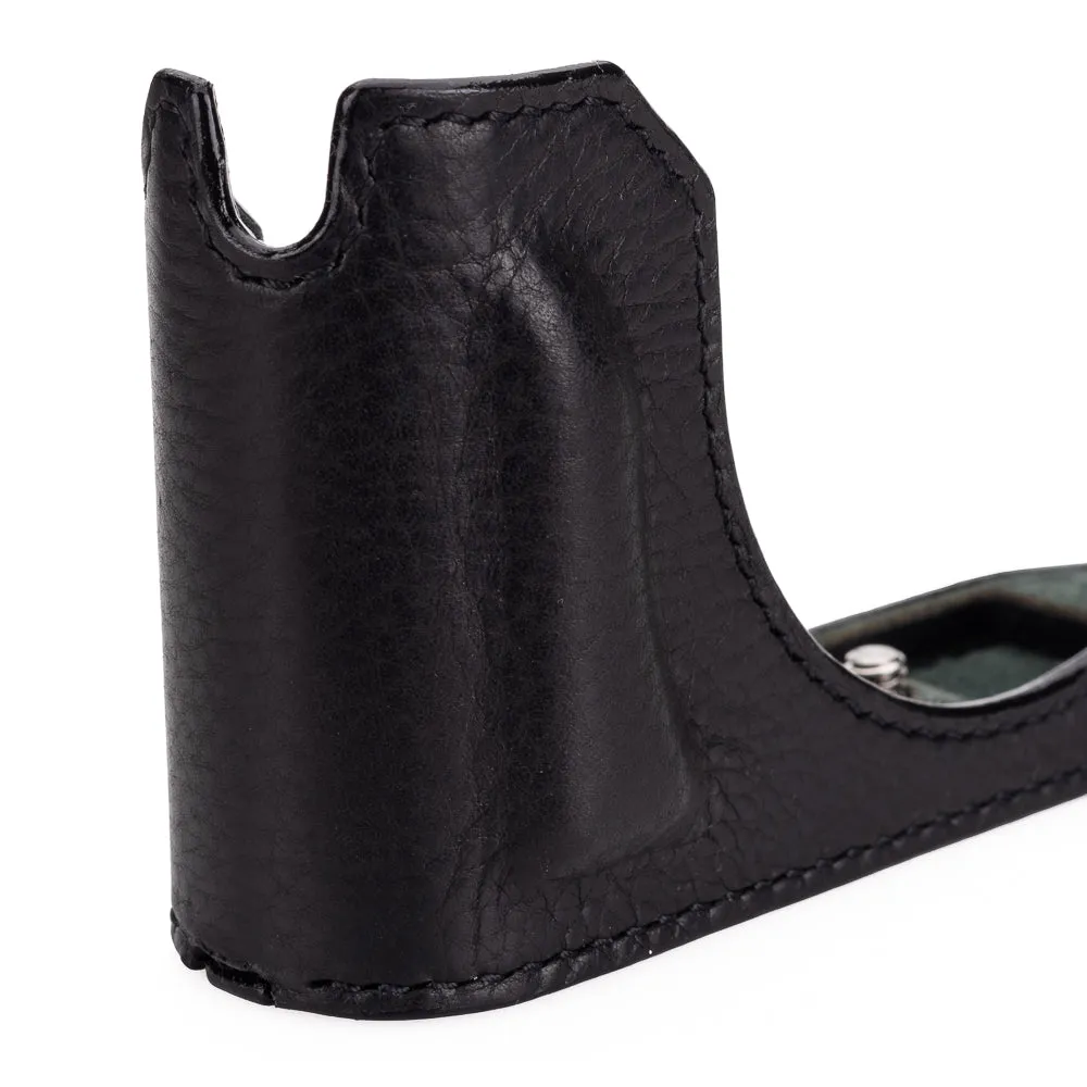 Arte di Mano Leica Q3 Half Case (Type 1-SD, Screw Secured) - Rally Black with Black Stitching