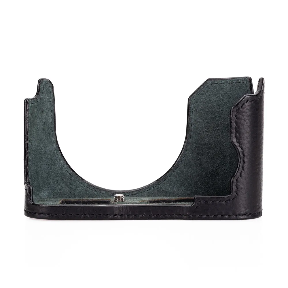 Arte di Mano Leica Q3 Half Case (Type 1-SD, Screw Secured) - Rally Black with Black Stitching