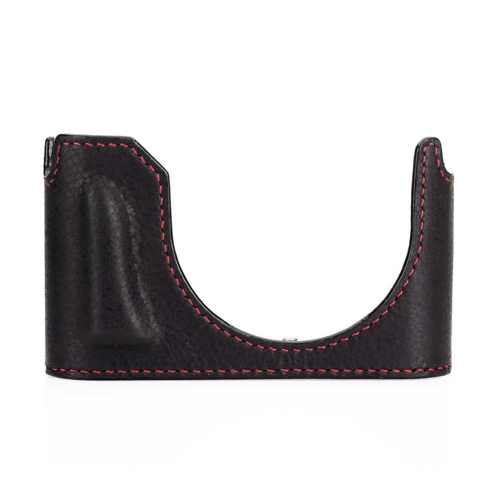 Arte di Mano Leica Q3 Half Case (Type 1-SD, Screw Secured) - Rally Black with Red Stitching