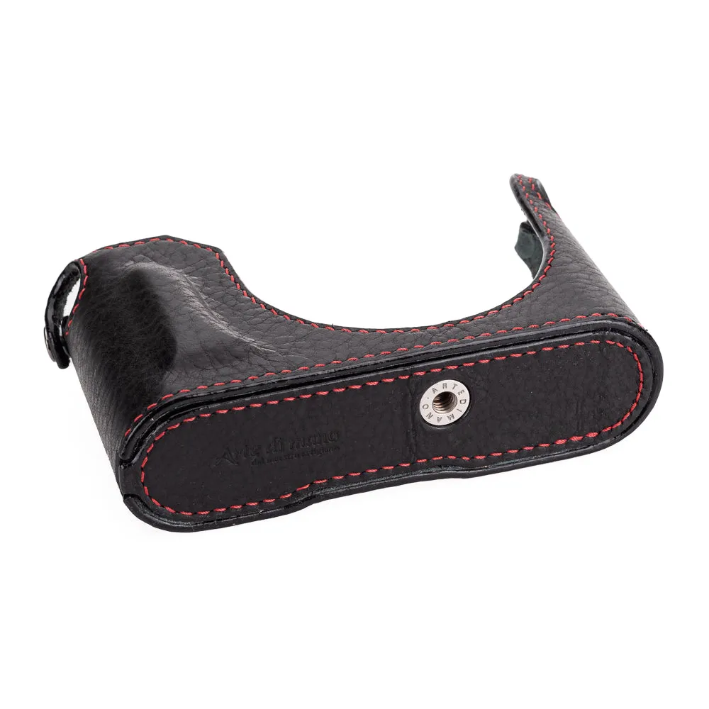 Arte di Mano Leica Q3 Half Case (Type 2-TR, Snap Secured, Tripod Mount) - Rally Black with Red Stitching