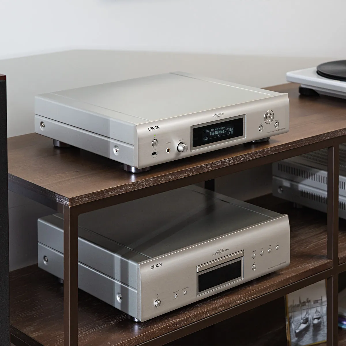 Denon DNP-2000NE Network Player with Ultra AL32 Processing and HEOS Built-In (Silver)