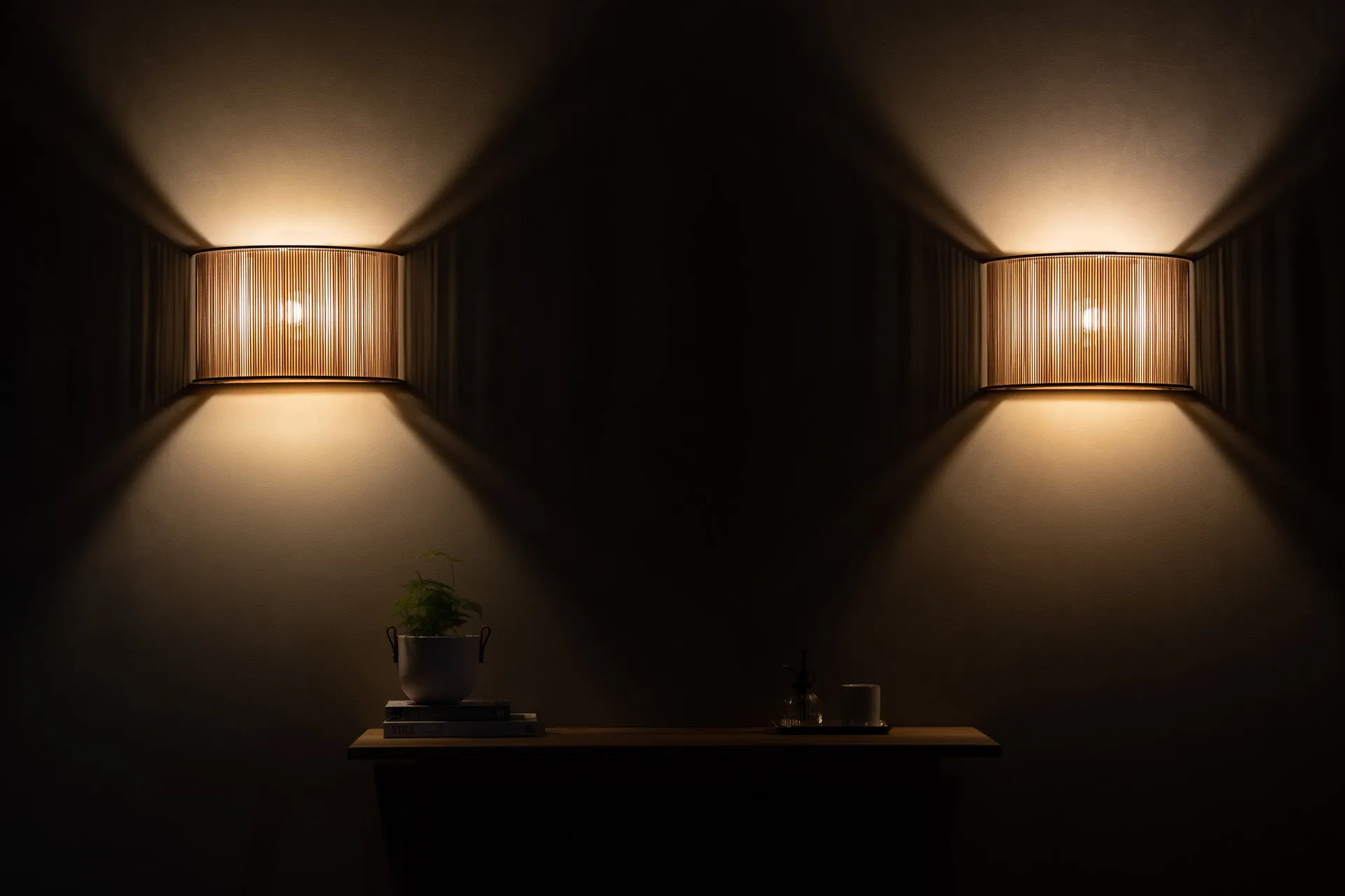 Eddy Wall Light