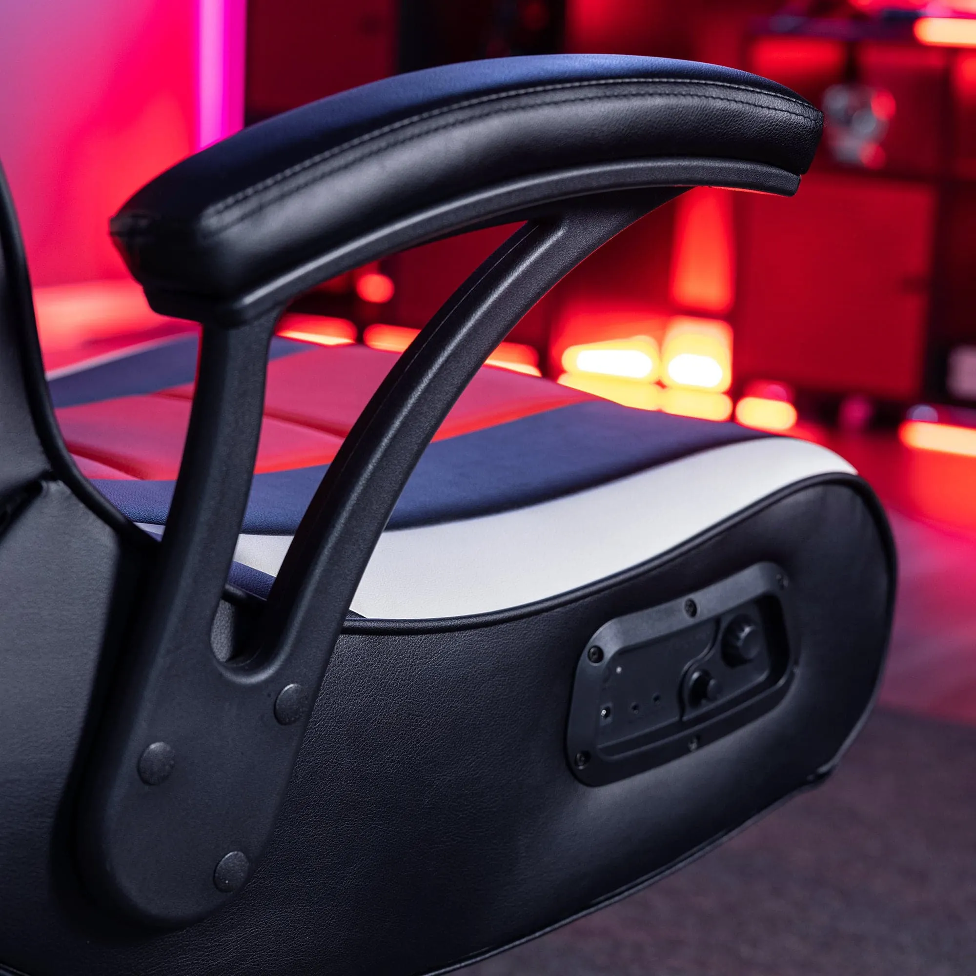 Falcon 2.1 Pedestal Gaming Chair, Black/White/Red
