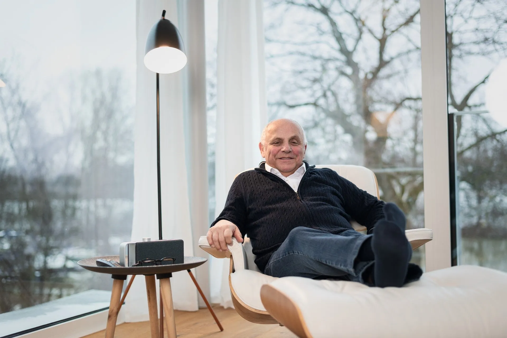 Faller Oskar - Portable Wireless TV Speaker For Hard of Hearing, Elderly, and Seniors with Speech Enhancing Technology - Refurbished