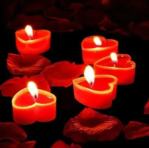 Giftrend Wax Romantic Heart-Shaped Tealight Scented Candles - Rose (Red) 30 Pcs