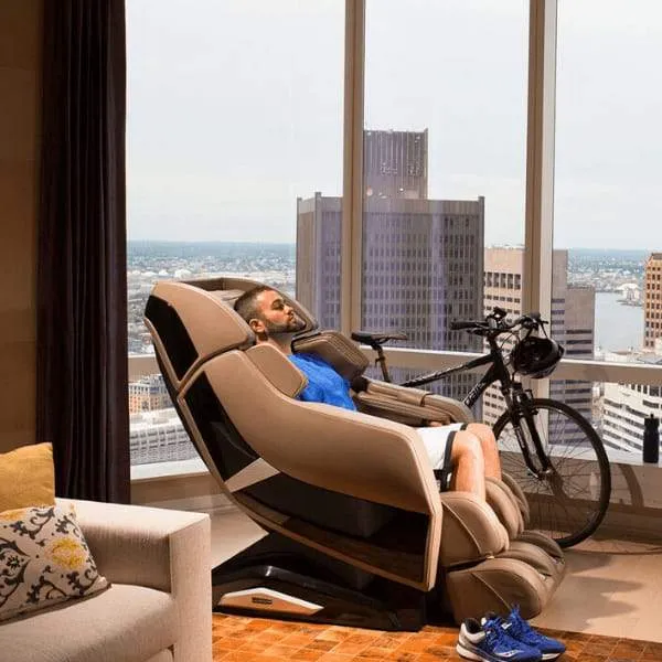 Infinity Celebrity 3D/4D Massage Chair (Certified Pre-Owned)