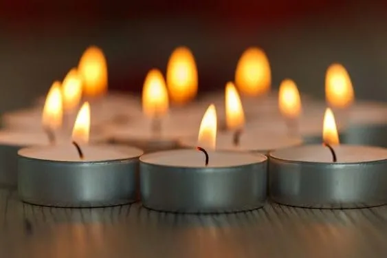 MISS PEACH Unscented 4 Hours Burning Time Wax Tealight Candles Set of 5, T Light Candle, Tealight Candle, Candles, Tea Lights Candles Set, Diwali Decoration Smokeless Candles