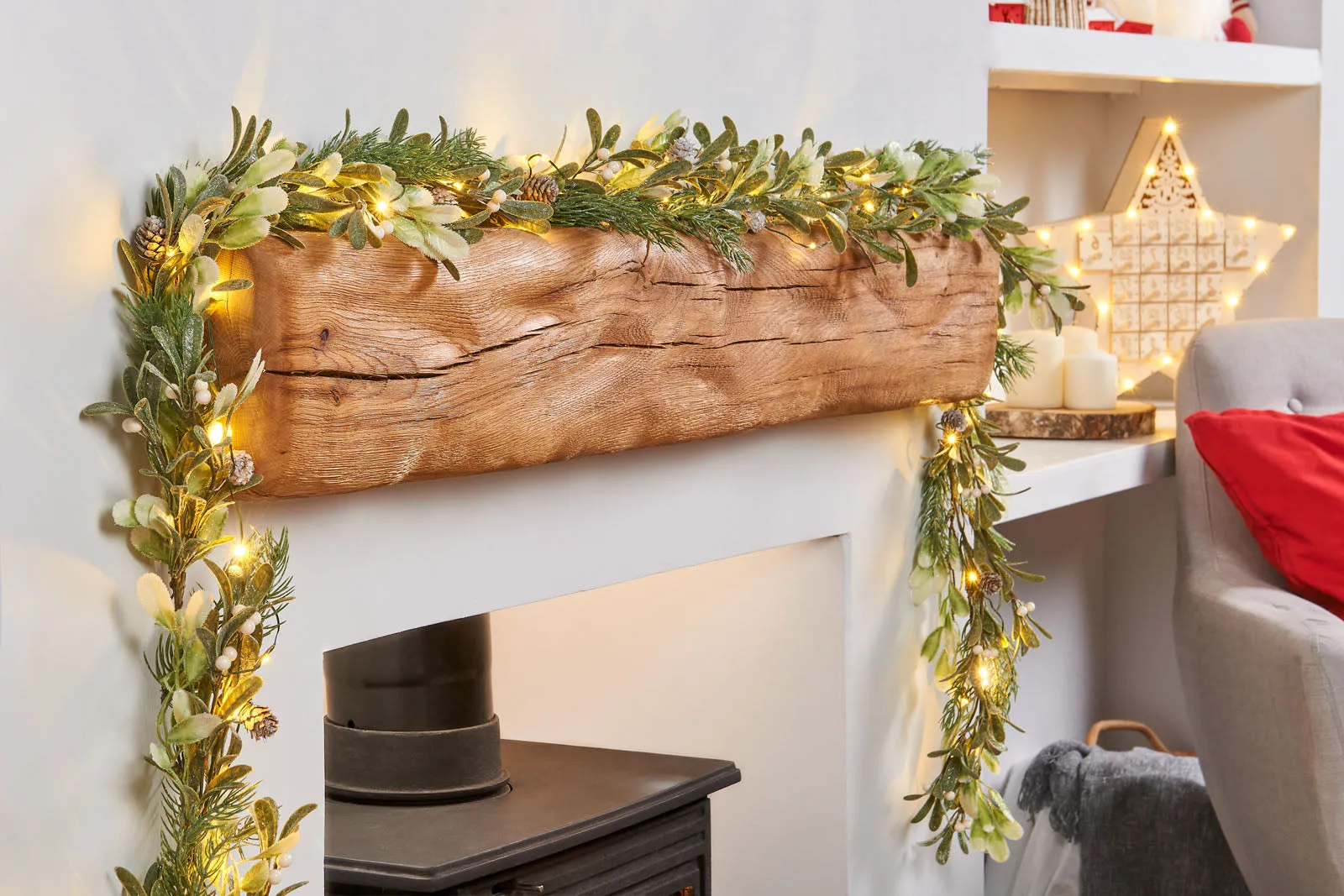 Pre-Lit Frosted Mistletoe Garland, 9 ft