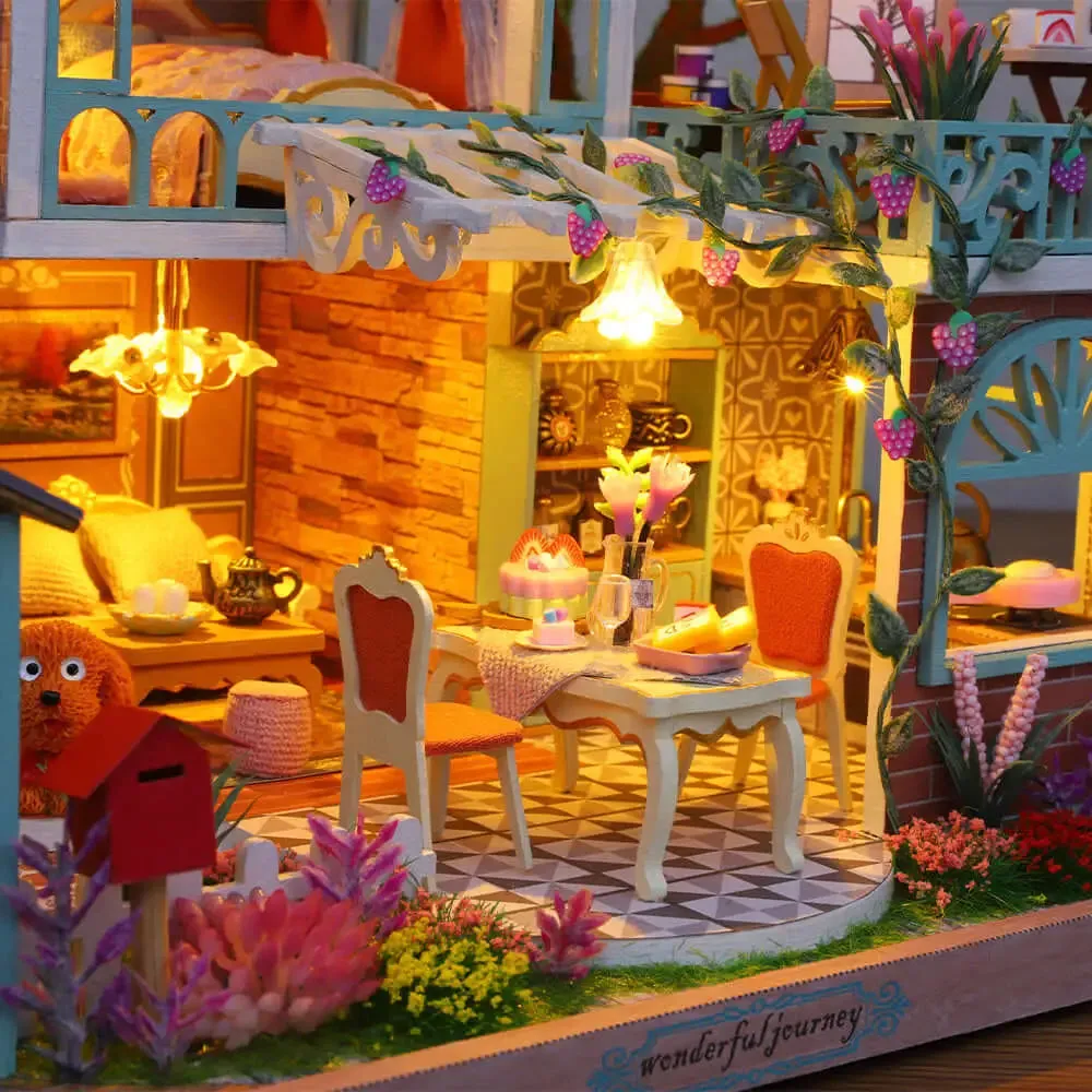 "Jungle Resort" DIY Miniature House Kit