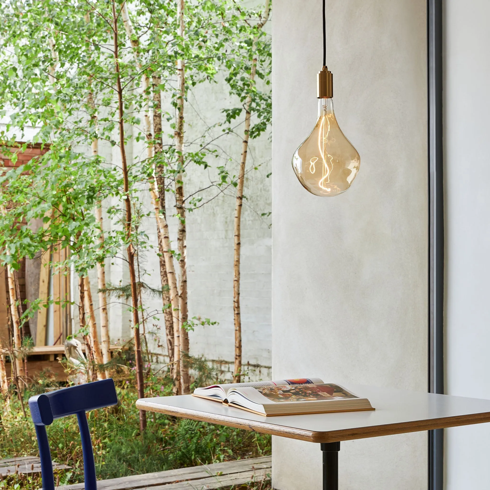 Voronoi II Pendant Light in Oak